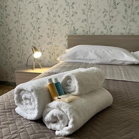 Luna Apartment チビタベッキア エクステリア 写真