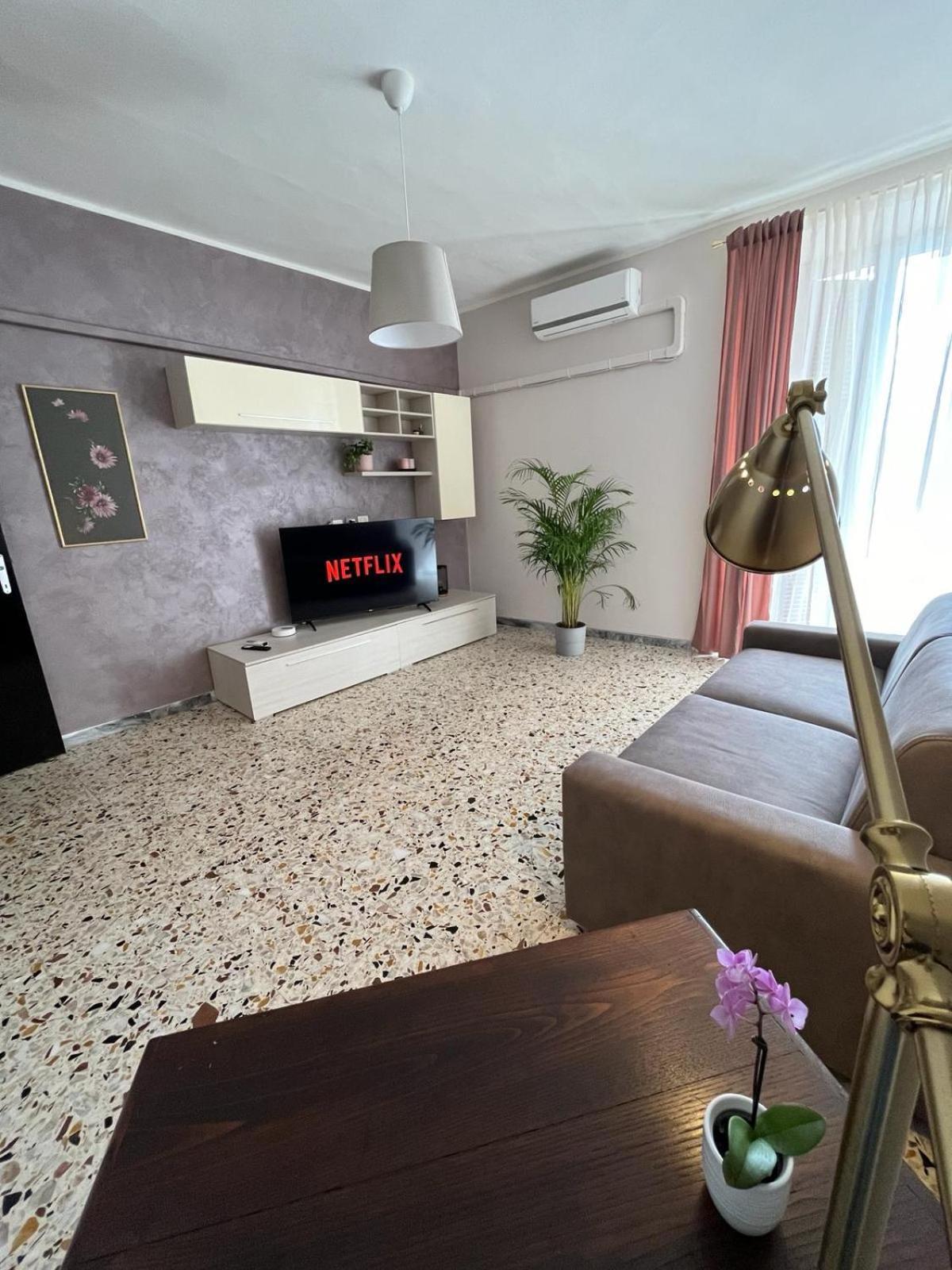 Luna Apartment チビタベッキア エクステリア 写真